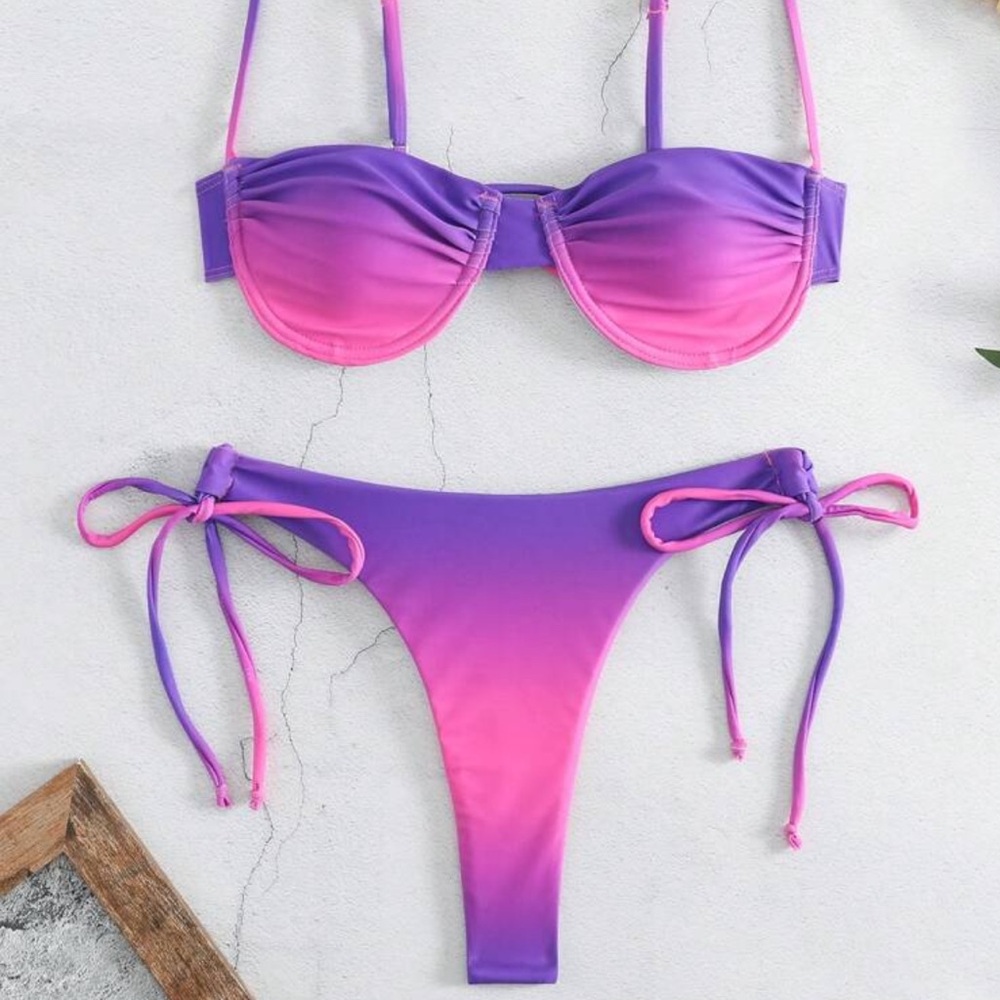 Fashionable And Sexy Bikini Set